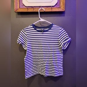Wild Fable T-shirt size S